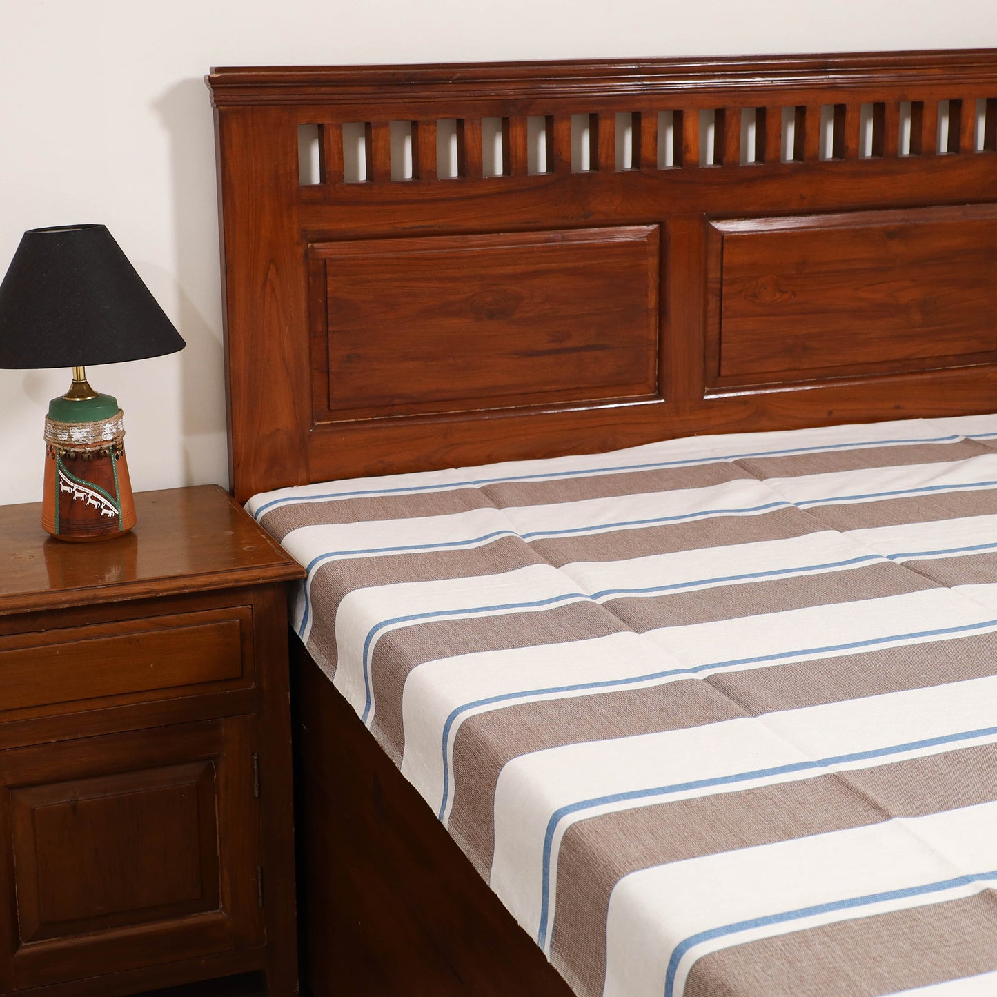 Handloom Cotton Single Bedsheet (90 x 60 in) 186