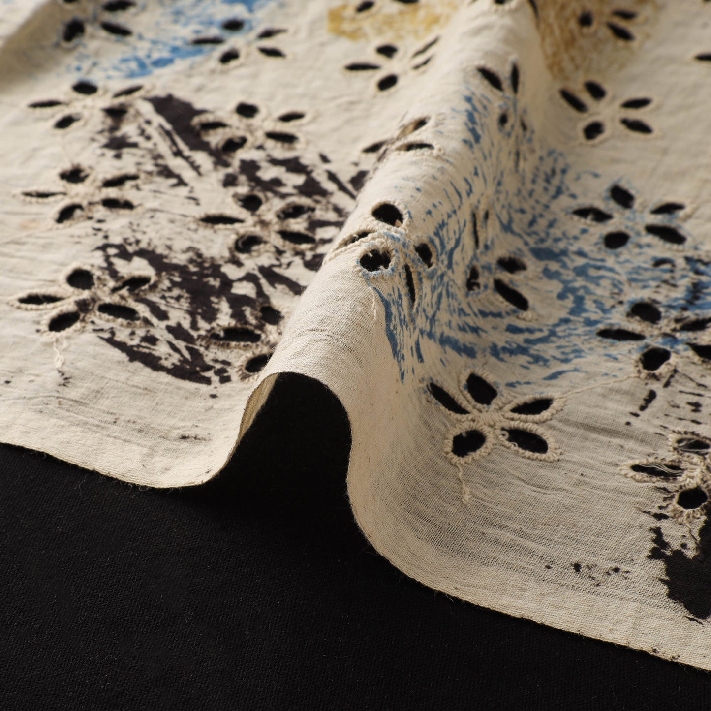 Natural Dyed Ajrakh Hand Block Print Cotton Hakoba Fabric 02