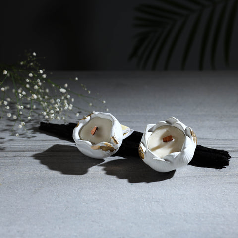 Handcrafted Terracotta Soy Wax Scented Candle Shank and Lotus Set For Gifting 04