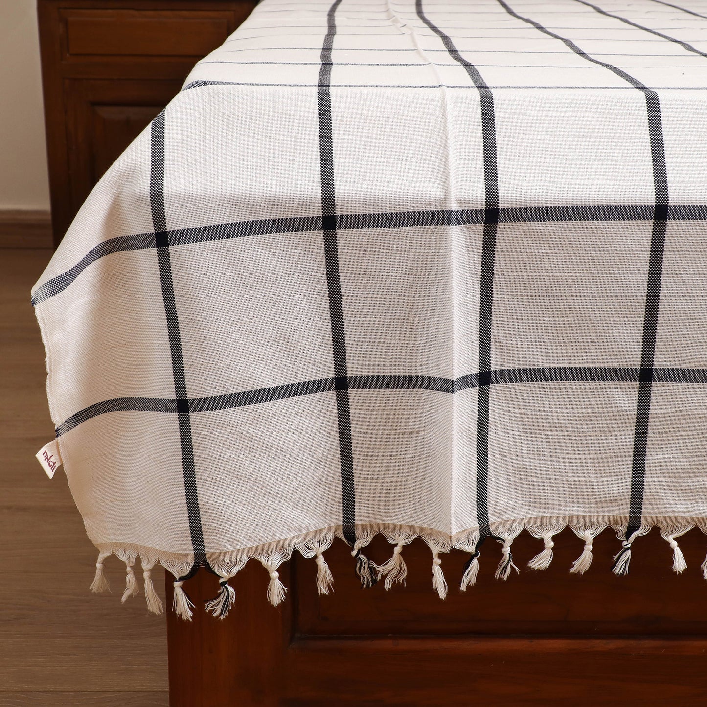 Handloom Cotton Single Bedsheet (90 x 60 in) 209