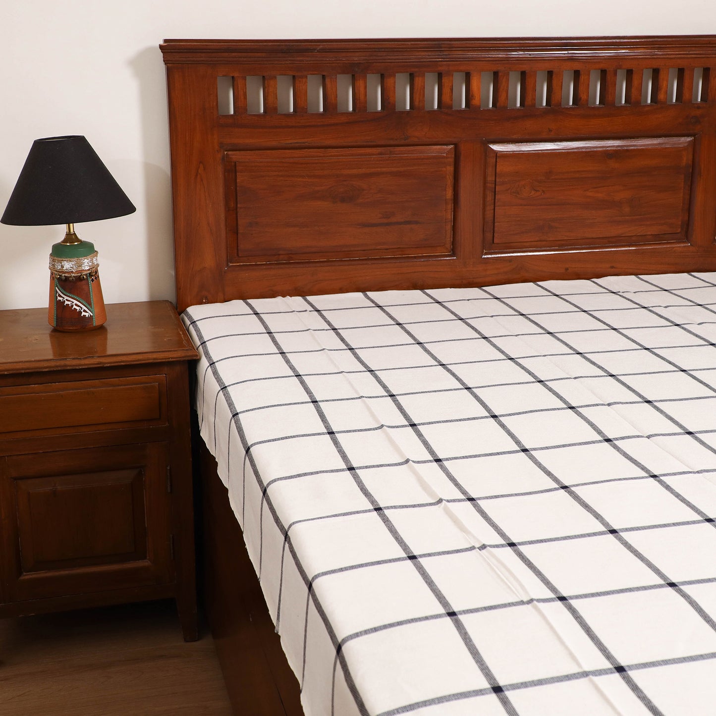 Handloom Cotton Single Bedsheet (90 x 60 in) 209