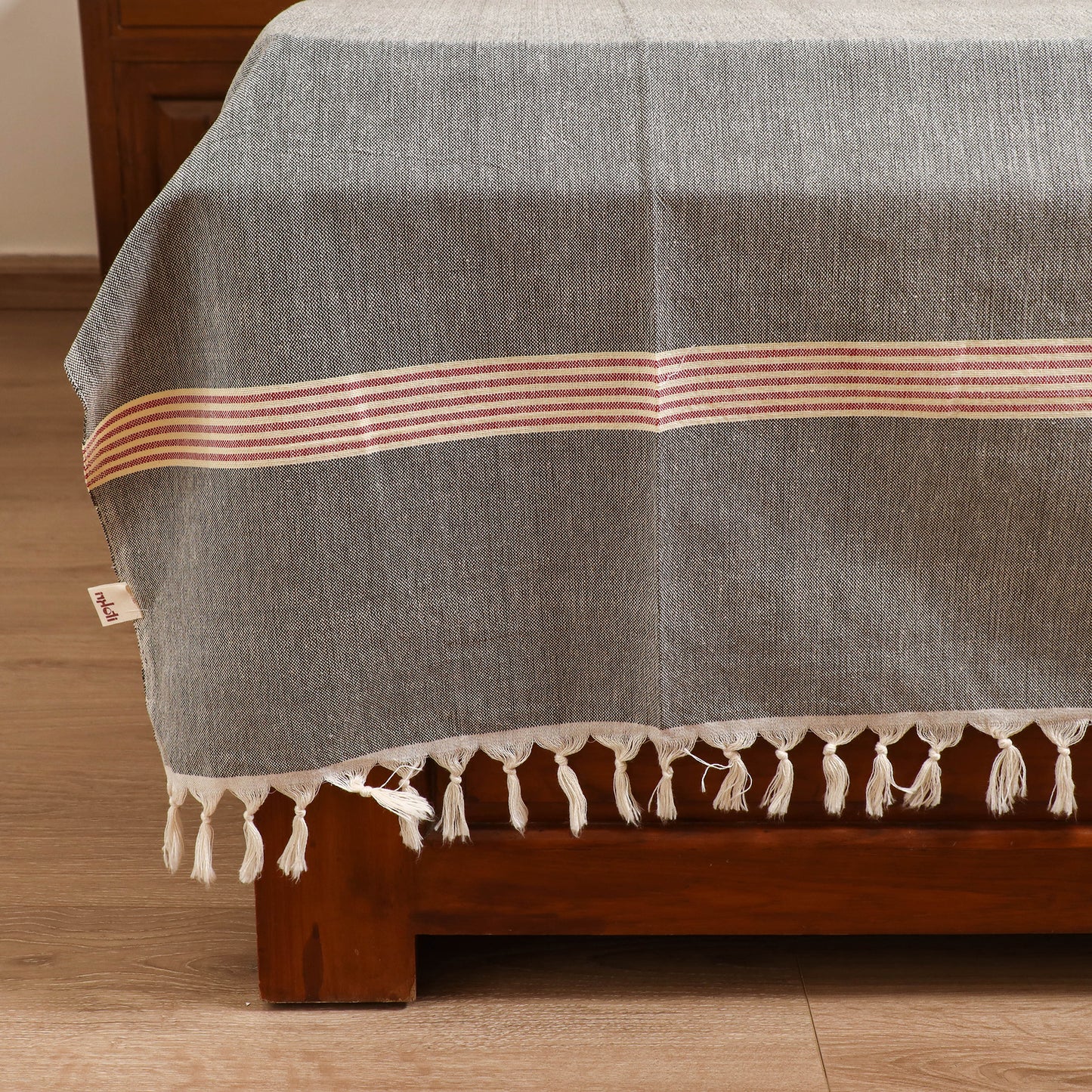 Handloom Cotton Single Bedsheet (90 x 60 in) 212