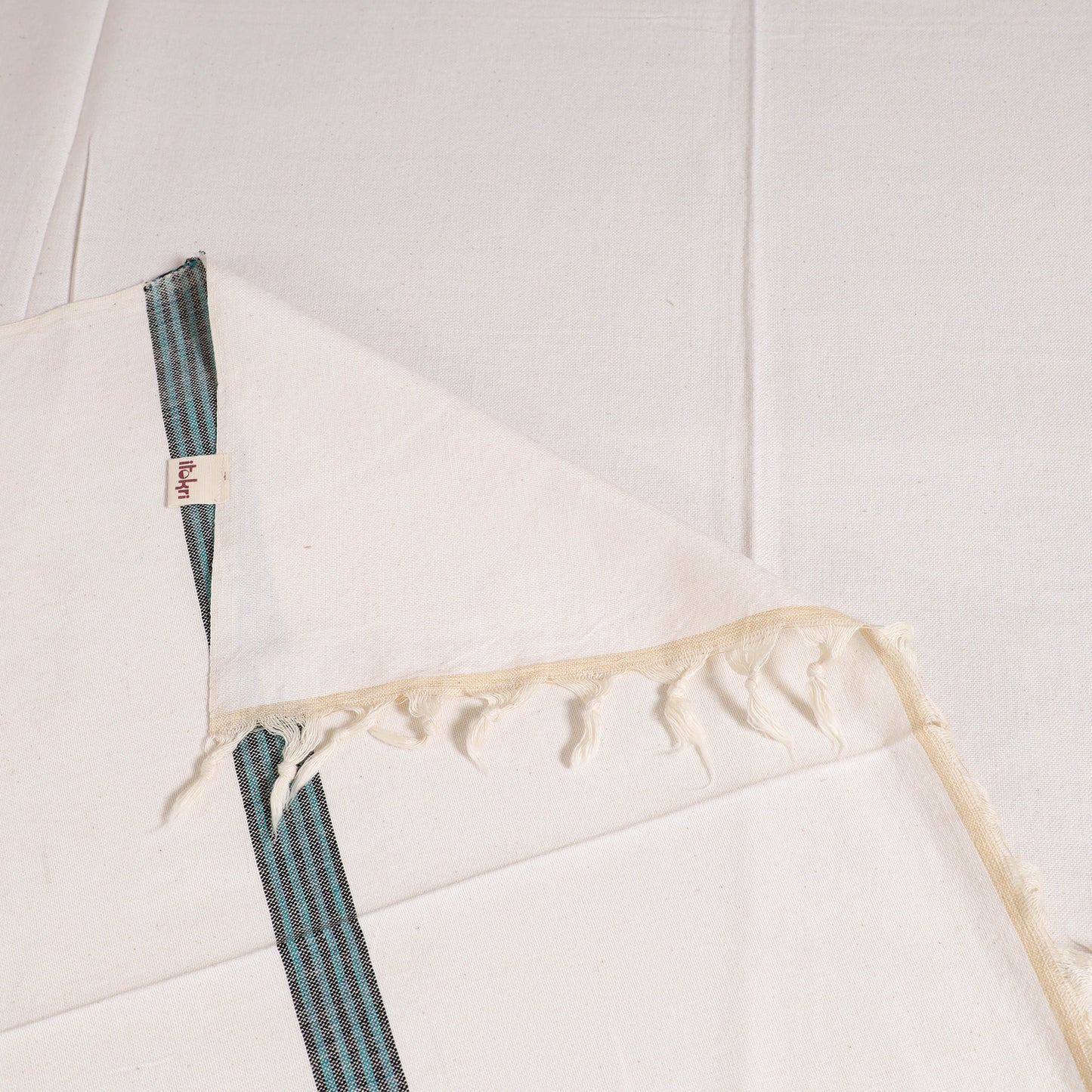 Handloom Cotton Single Bedsheet (90 x 60 in) 216