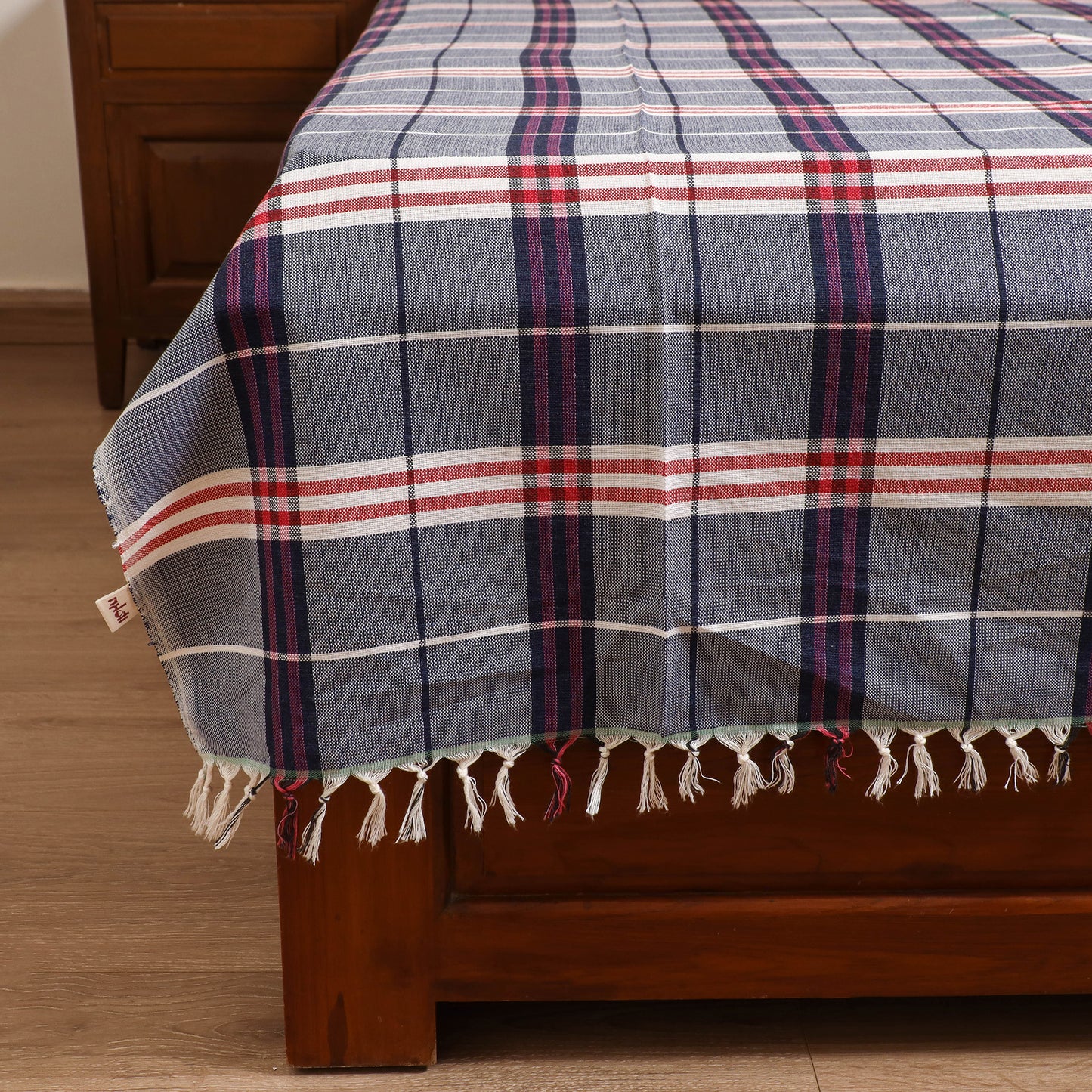 Handloom Cotton Single Bedsheet (90 x 60 in) 220
