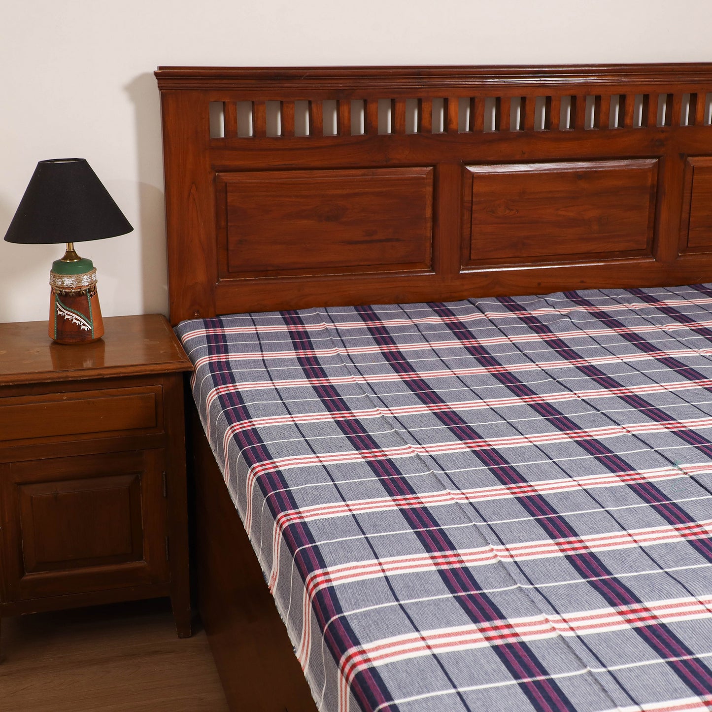 Handloom Cotton Single Bedsheet (90 x 60 in) 220
