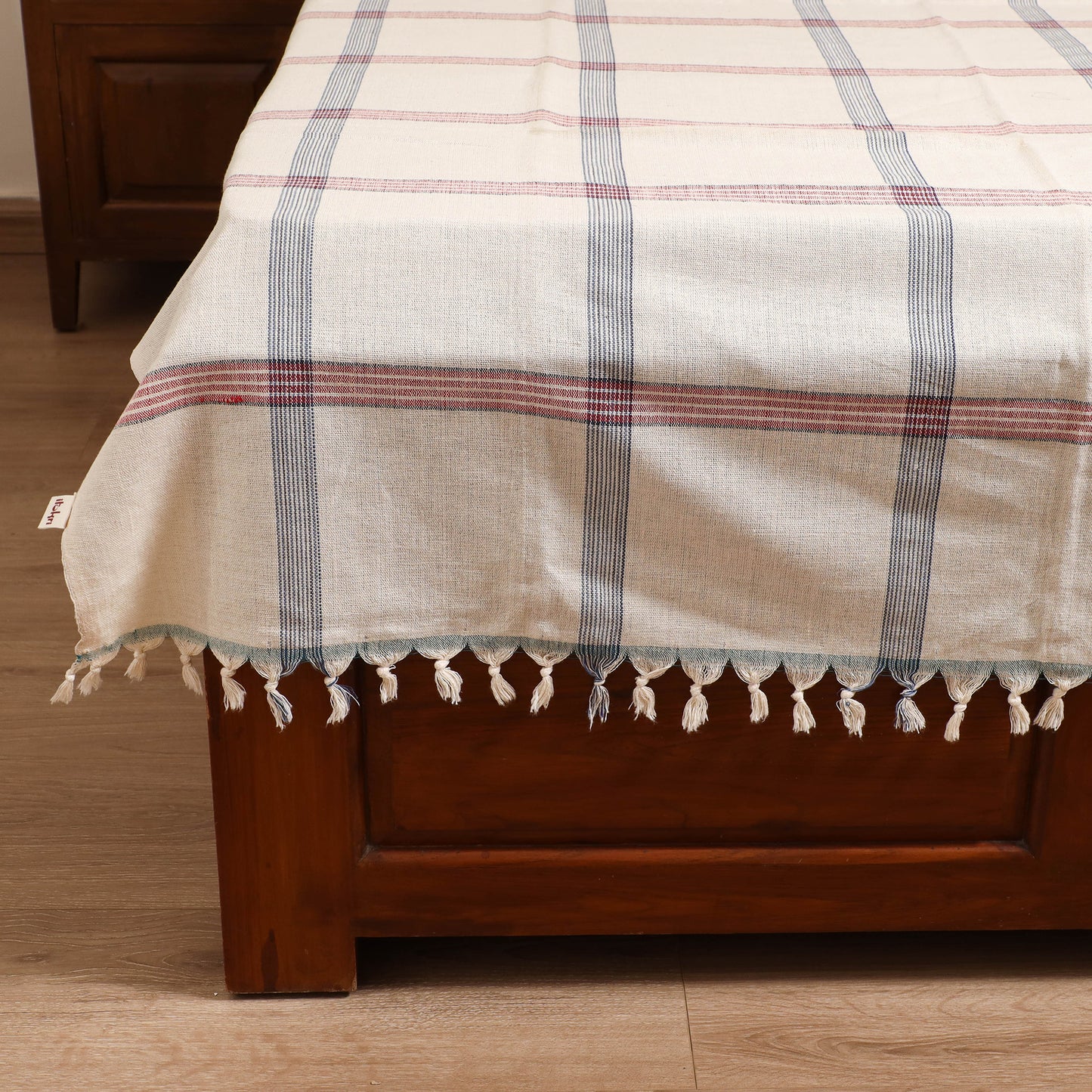 Handloom Cotton Single Bedsheet (90 x 60 in) 222