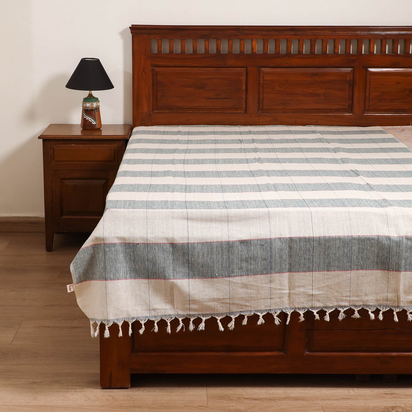 Handloom Cotton Single Bedsheet (90 x 60 in) 240
