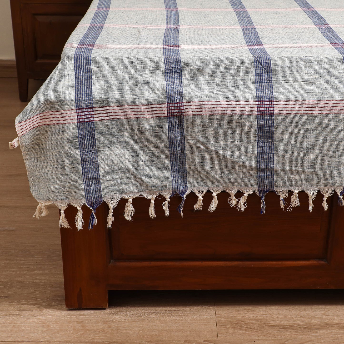 Handloom Cotton Single Bedsheet (90 x 60 in) 243