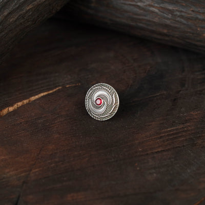 White - antique silver finish oxidised stone work ring 87