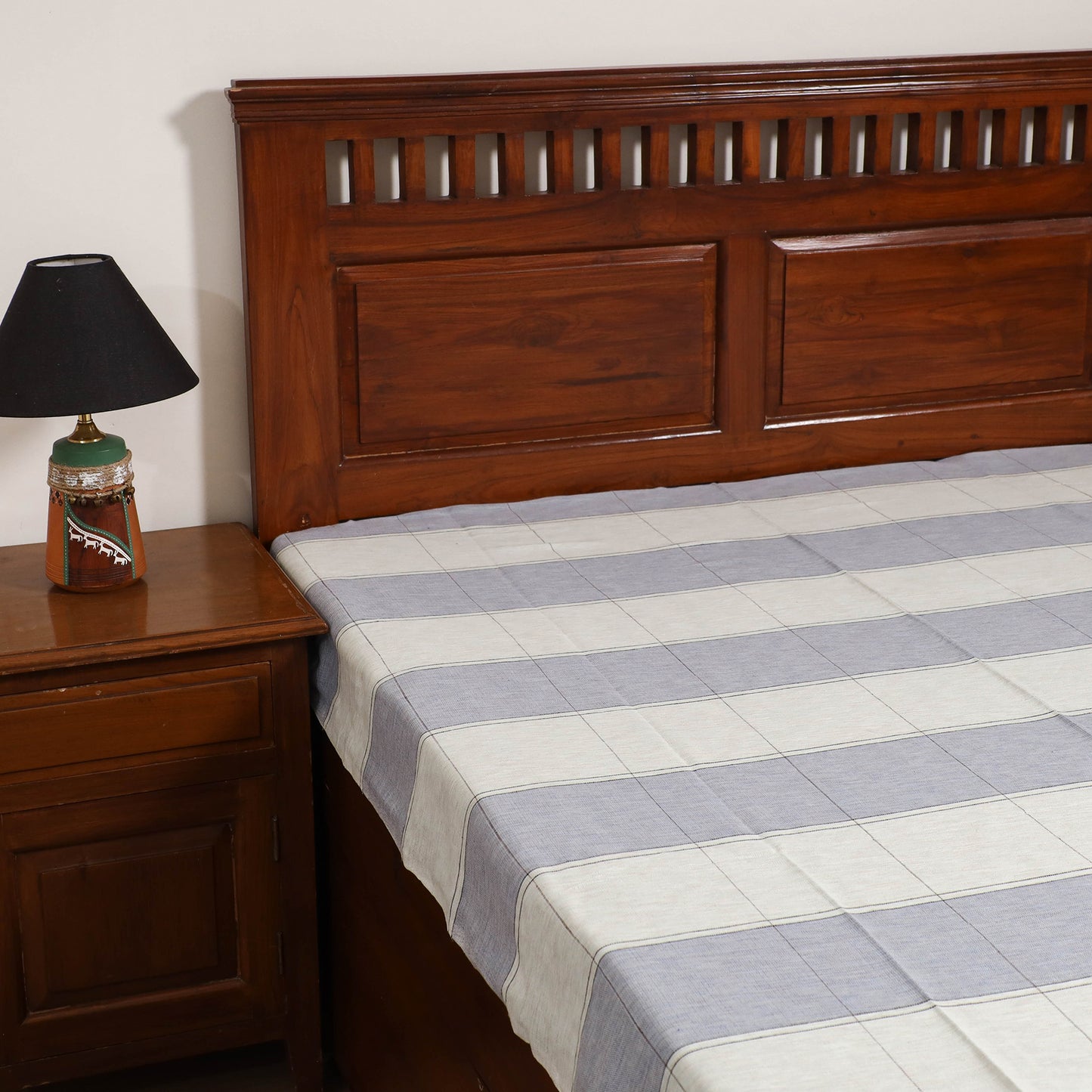Handloom Cotton Single Bedsheet (90 x 60 in) 245