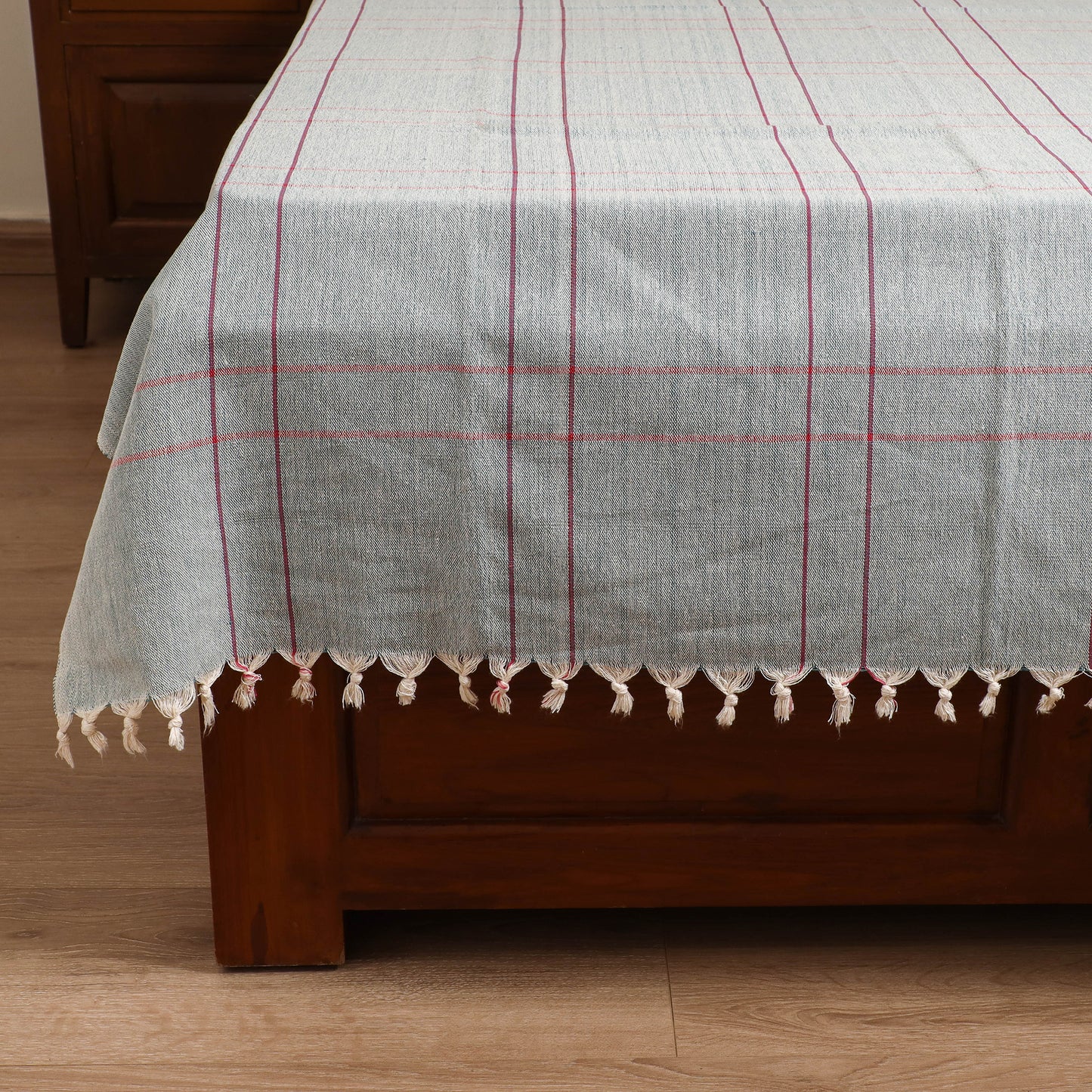 Handloom Cotton Single Bedsheet (90 x 60 in) 246