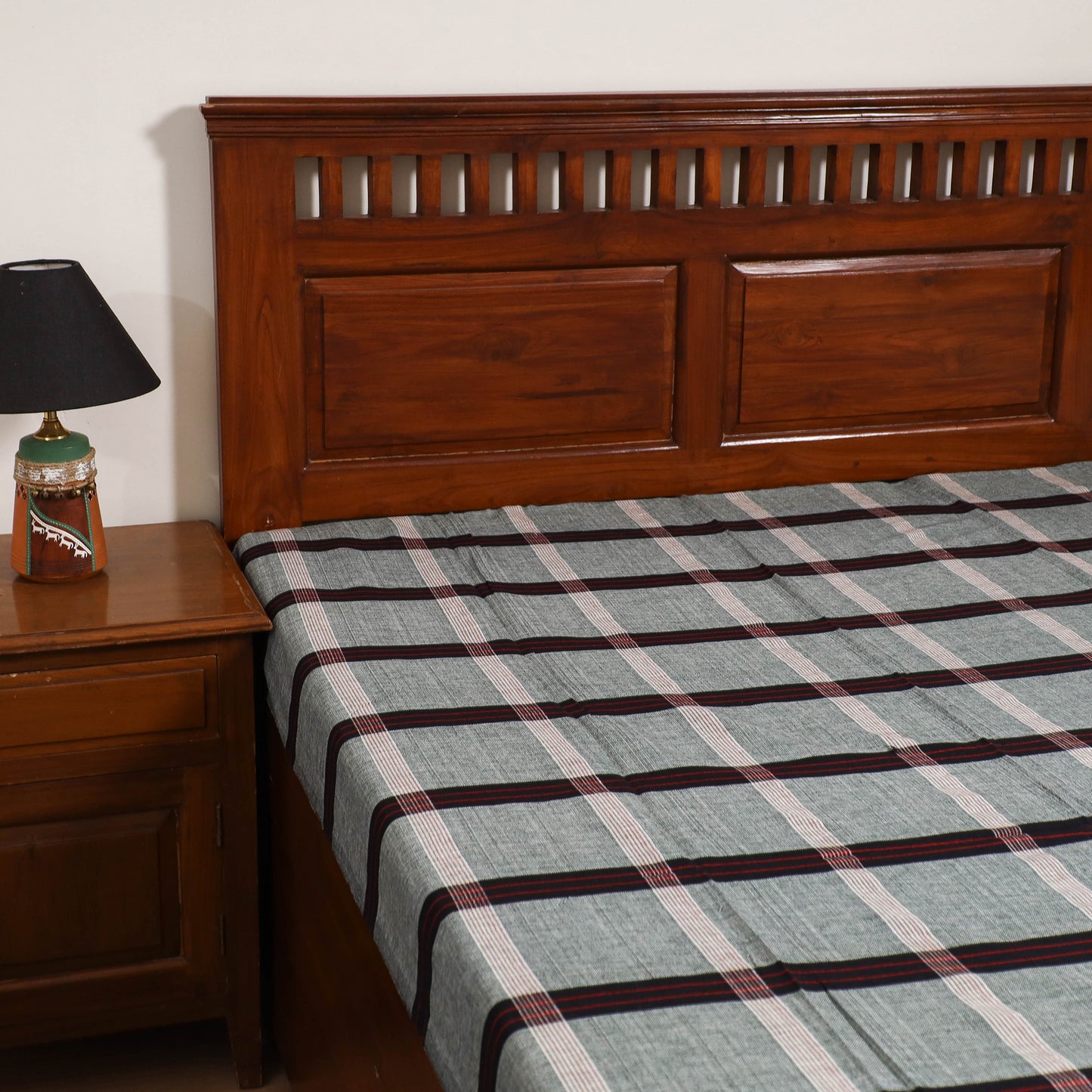 Handloom Cotton Single Bedsheet (90 x 60 in) 261