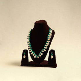 Handcrafted Thread Beads Shell Work Necklace Set 11