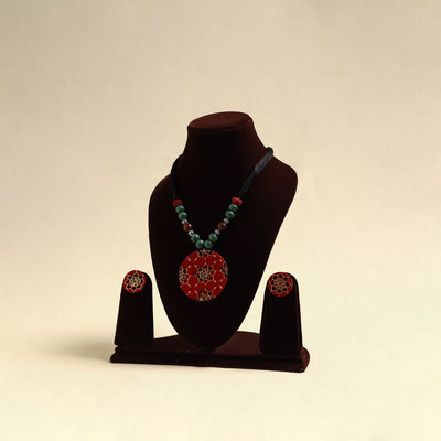 Handcrafted Wooden Beads Fabart Necklace Set 22