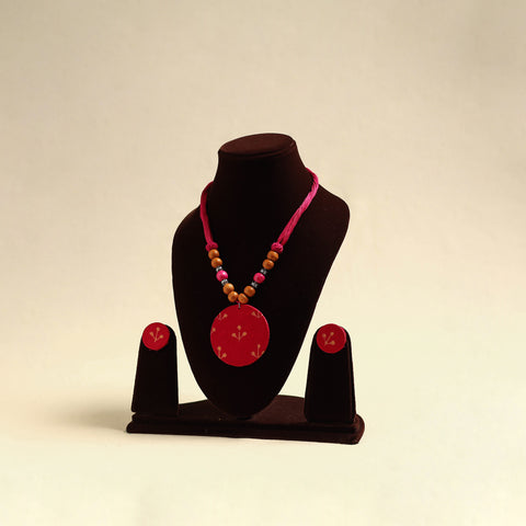 Handcrafted Wooden Beads Fabart Necklace Set 24