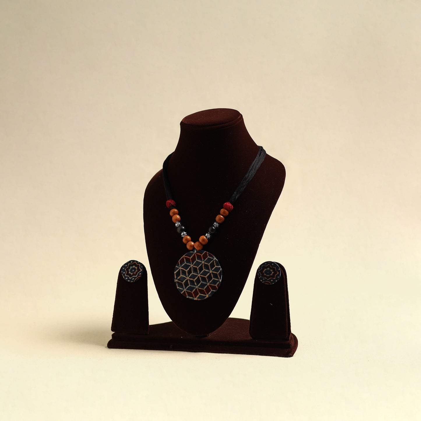 Handcrafted Wooden Beads Fabart Necklace Set 47