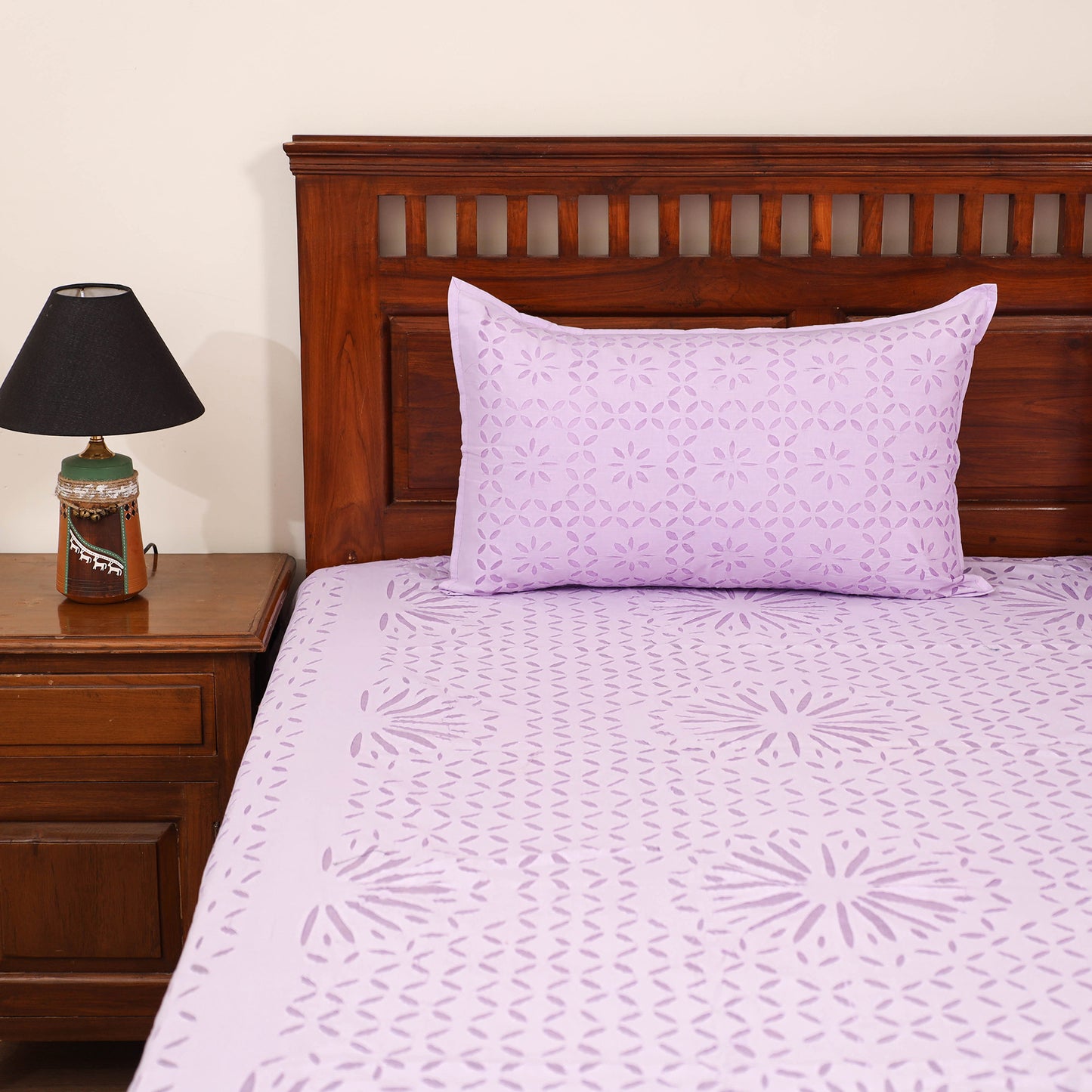Barmer Applique Cutwork Cotton Double Bedsheet Set (108 x 90 in) 01