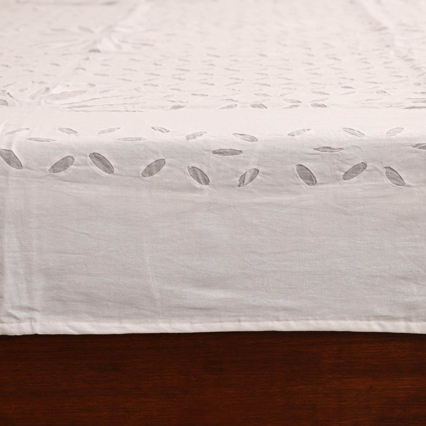 Barmer Applique Cutwork Cotton Double Bedsheet Set (108 x 90 in) 04