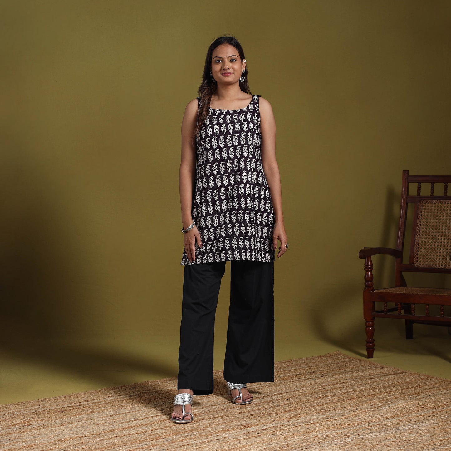 Black - natural dyed cotton short bagh kurta 01