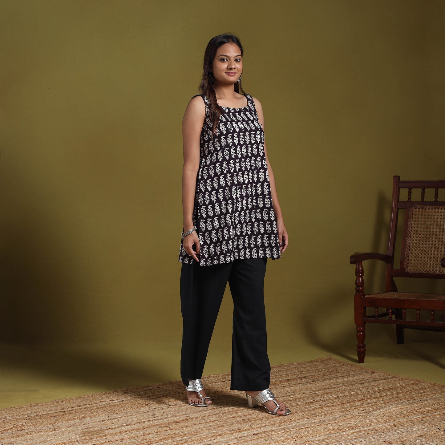 Black - natural dyed cotton short bagh kurta 01