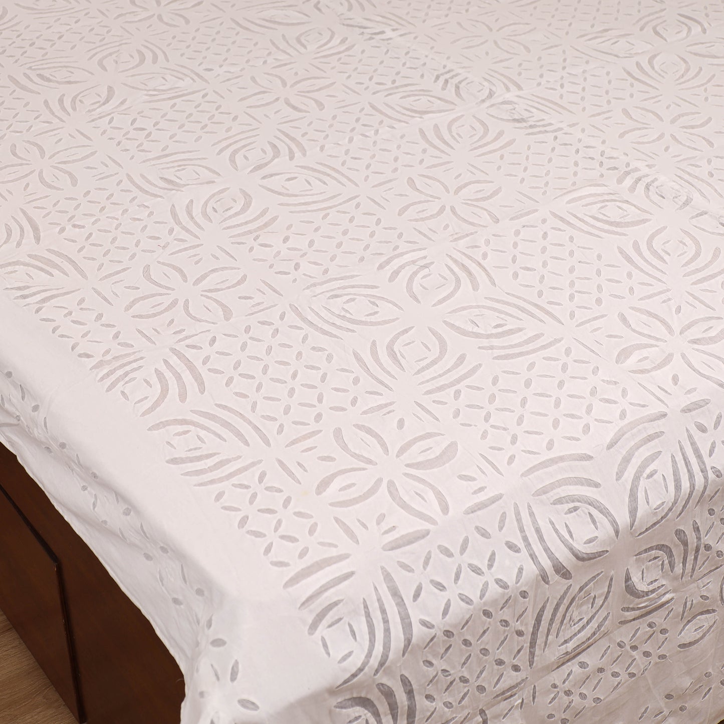 Barmer Applique Cutwork Cotton Double Bedsheet Set (108 x 90 in) 10