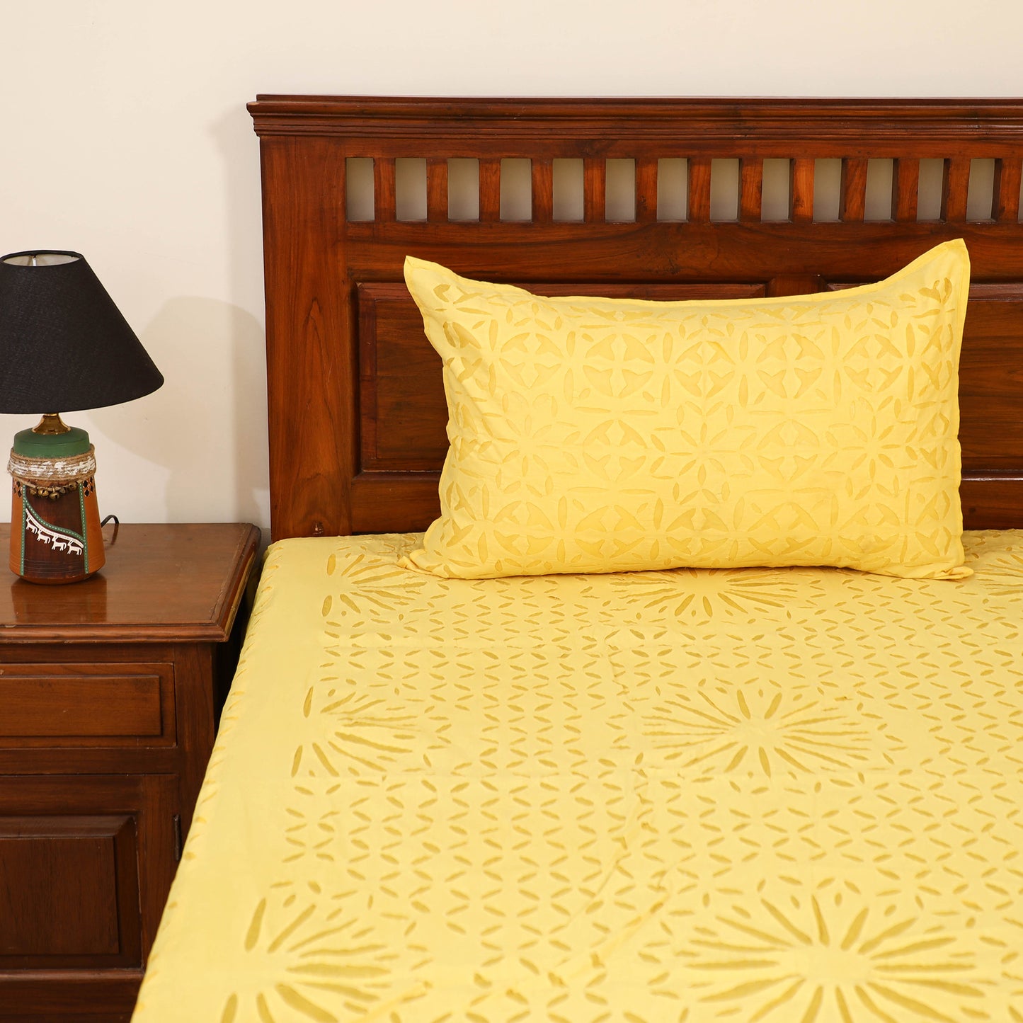 Barmer Applique Cutwork Cotton Double Bedsheet Set (108 x 90 in) 15