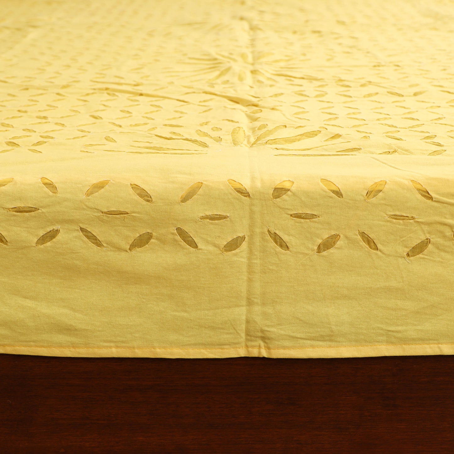 Barmer Applique Cutwork Cotton Double Bedsheet Set (108 x 90 in) 15