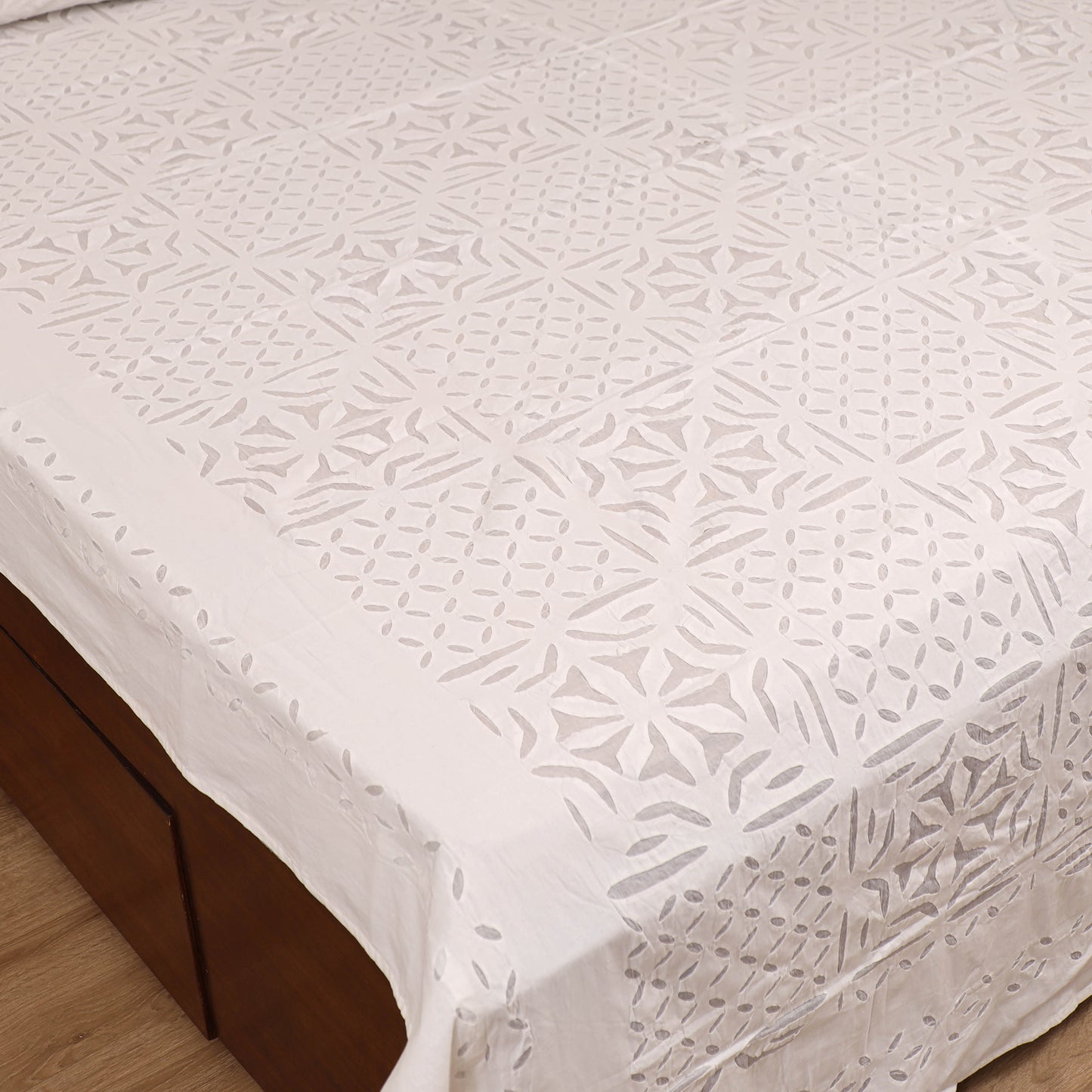 Barmer Applique Cutwork Cotton Double Bedsheet Set (108 x 90 in) 16