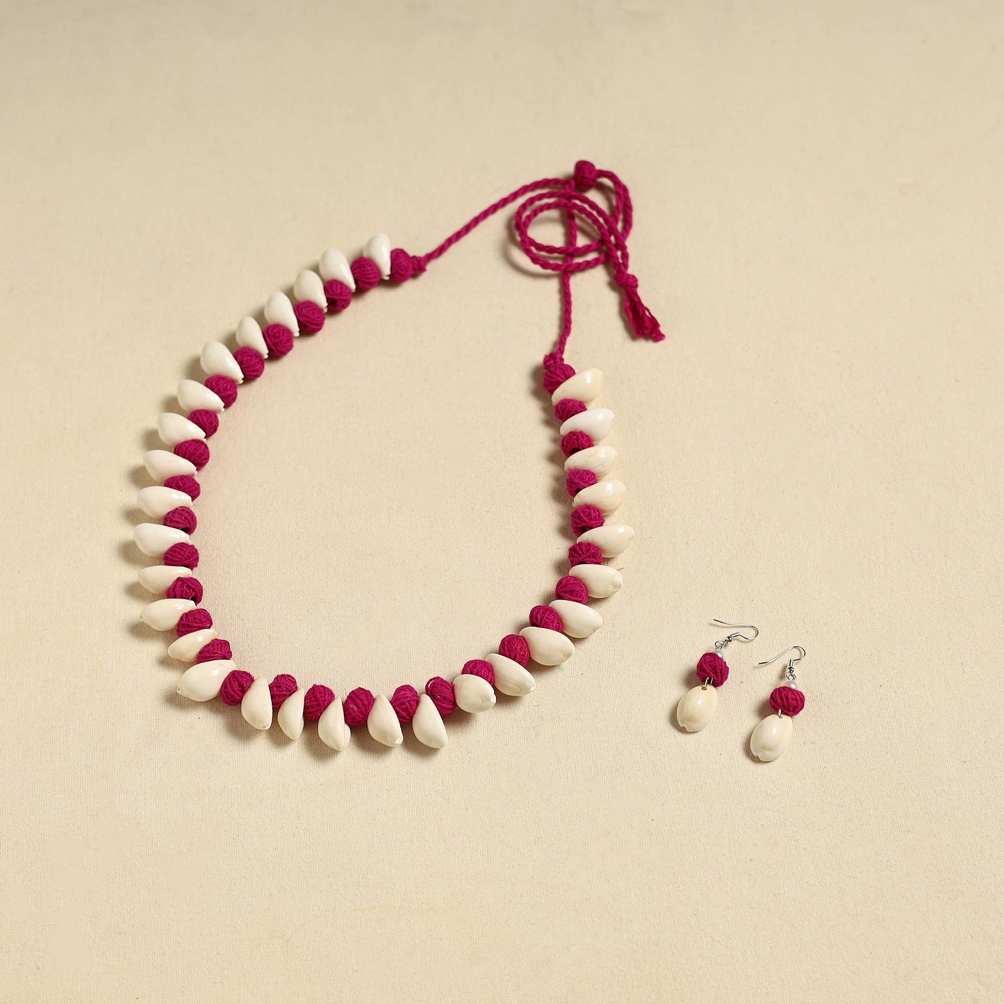 Handcrafted Thread Beads Shell Work Necklace Set 06