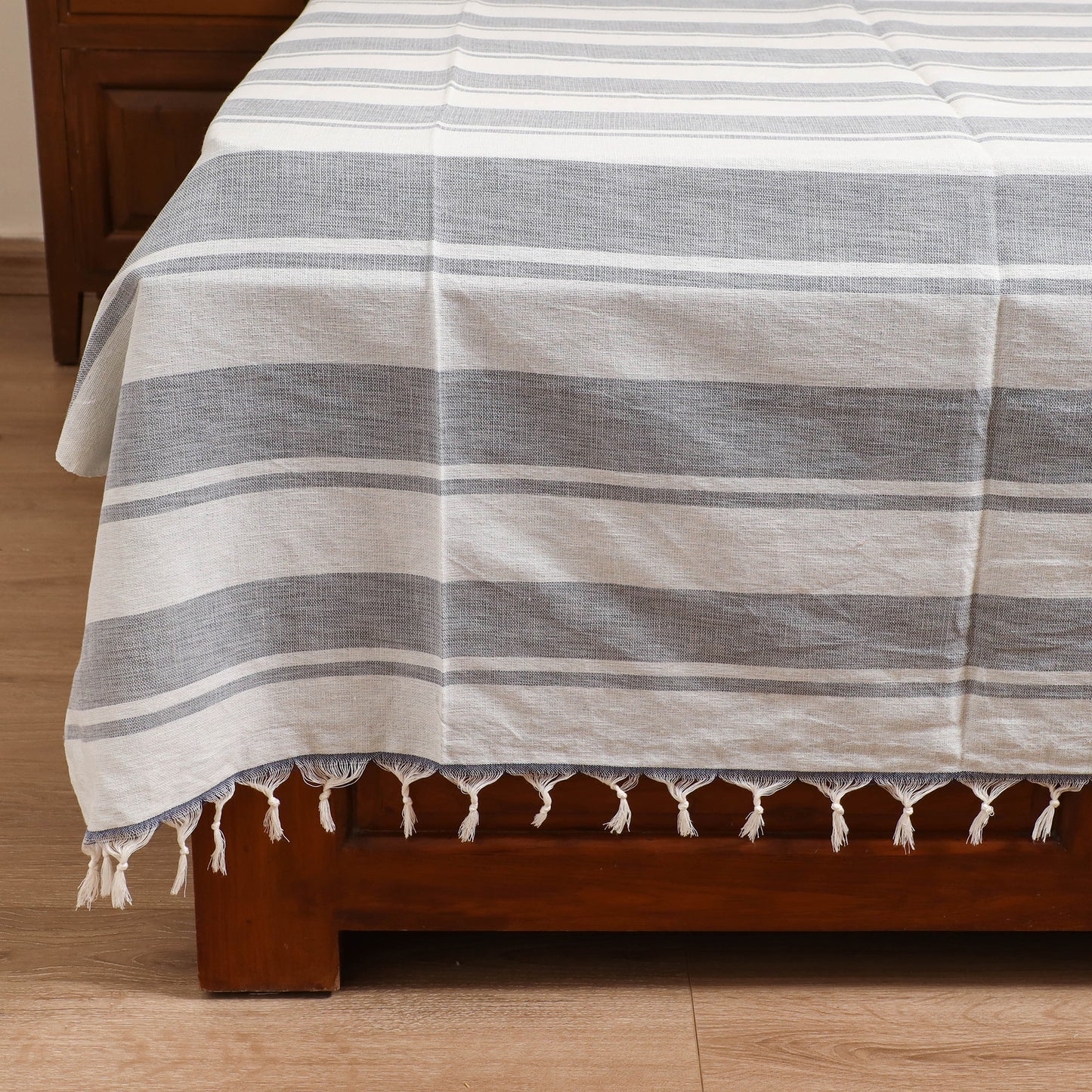 Handloom Cotton Single Bedsheet (90 x 60 in) 314