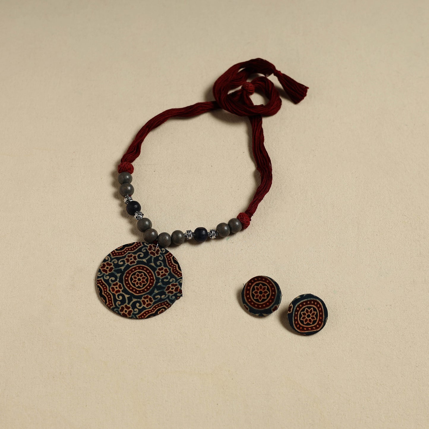 Handcrafted Wooden Beads Fabart Necklace Set 26