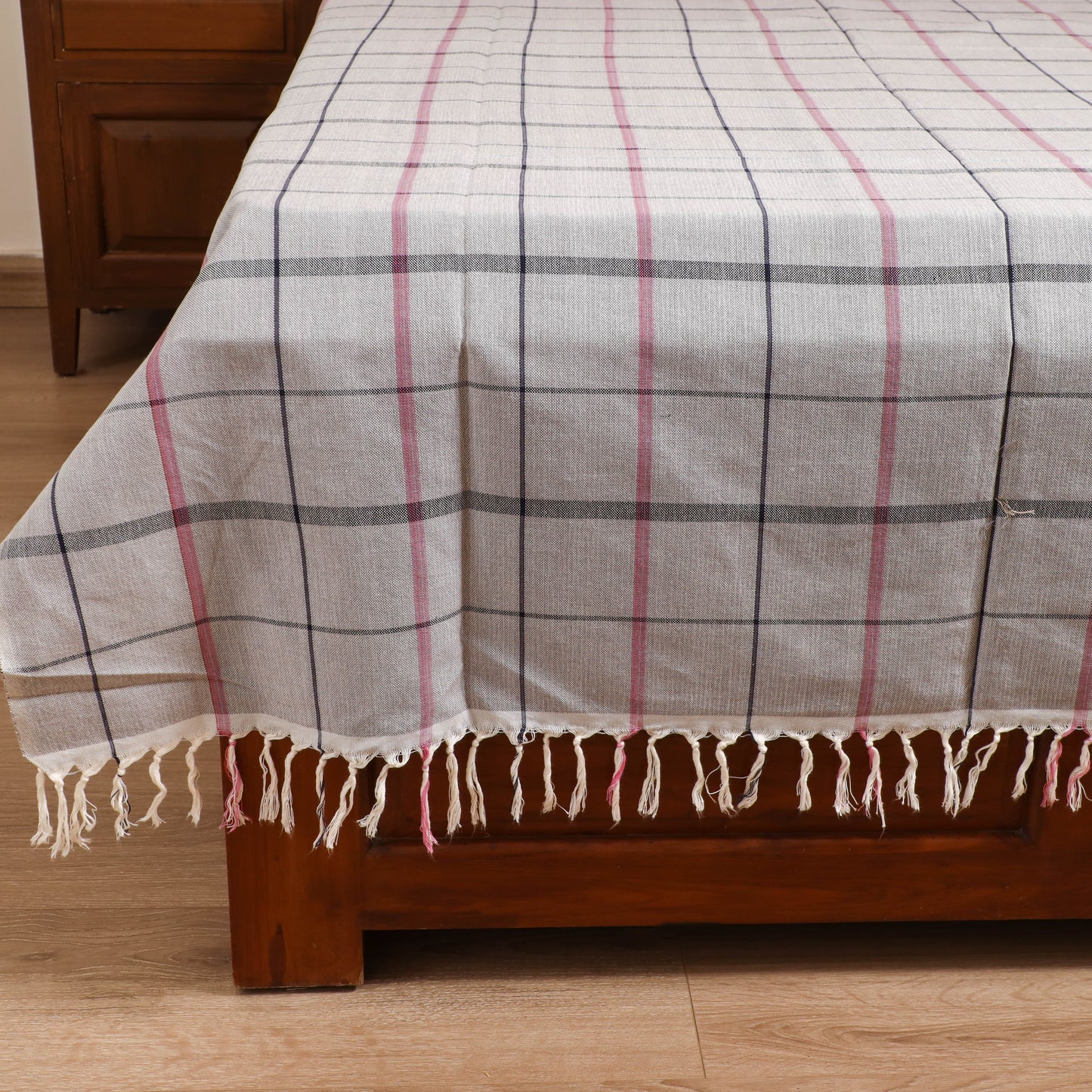Handloom Cotton Single Bedsheet (90 x 60 in) 317