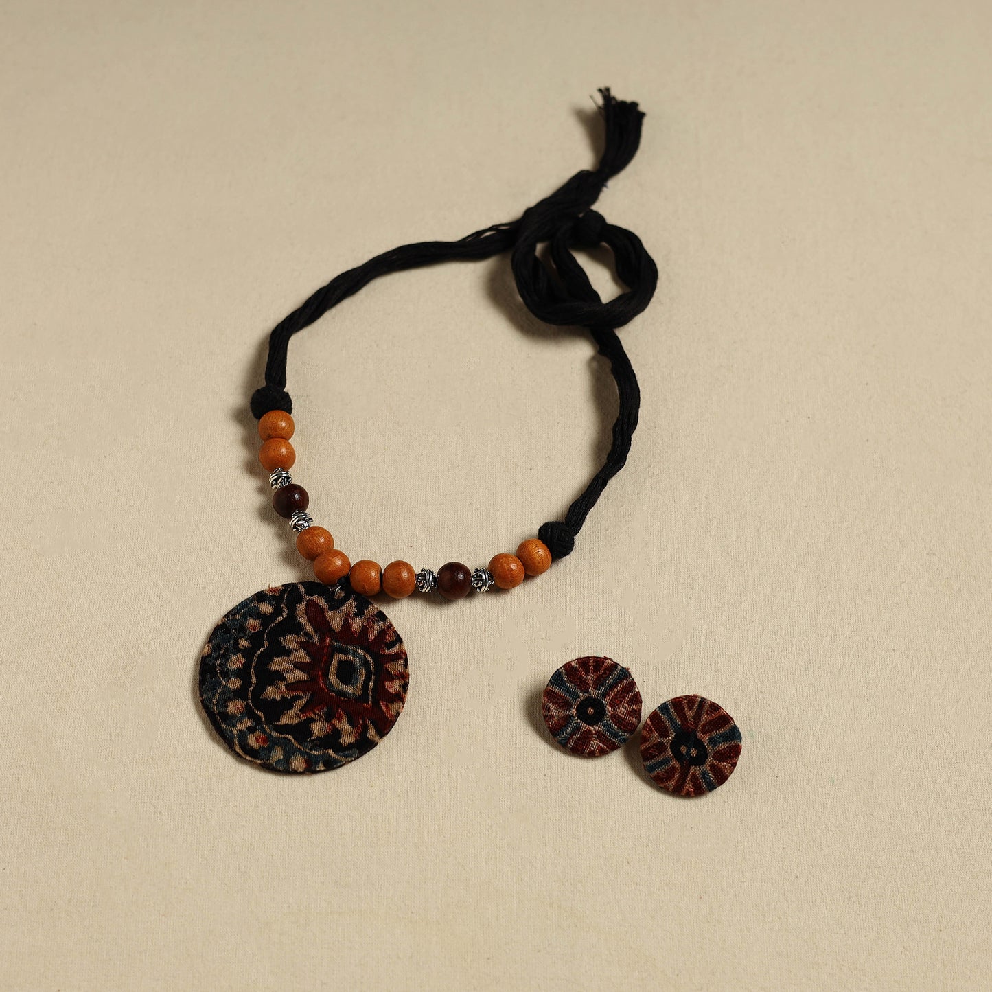 Handcrafted Wooden Beads Fabart Necklace Set 33