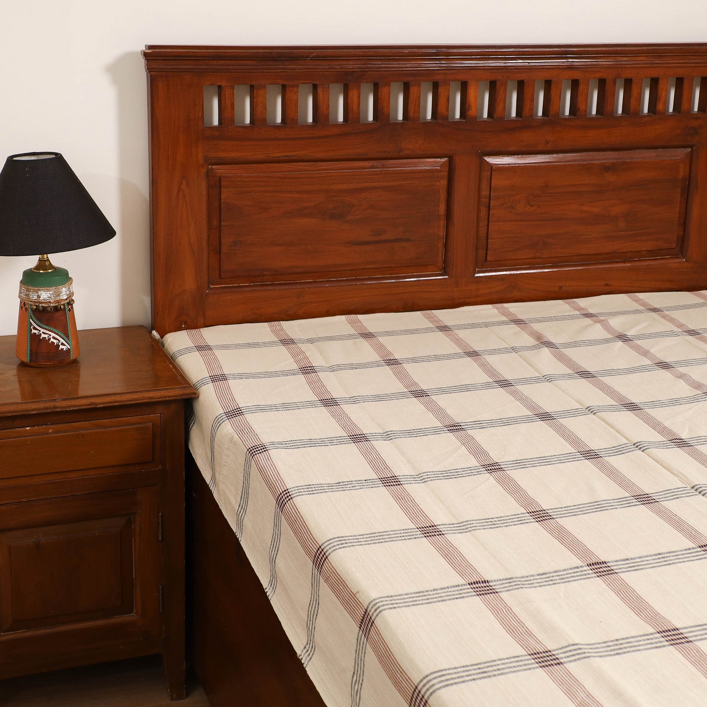Handloom Cotton Single Bedsheet (90 x 60 in) 320