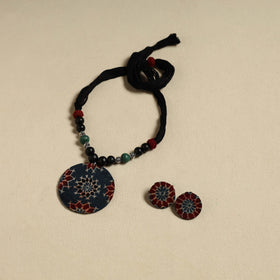 Handcrafted Wooden Beads Fabart Necklace Set 34