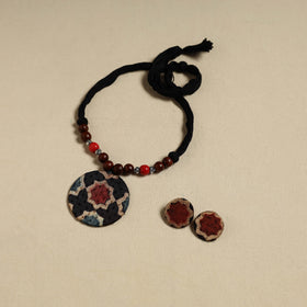 Handcrafted Wooden Beads Fabart Necklace Set 35