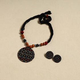 Handcrafted Wooden Beads Fabart Necklace Set 47