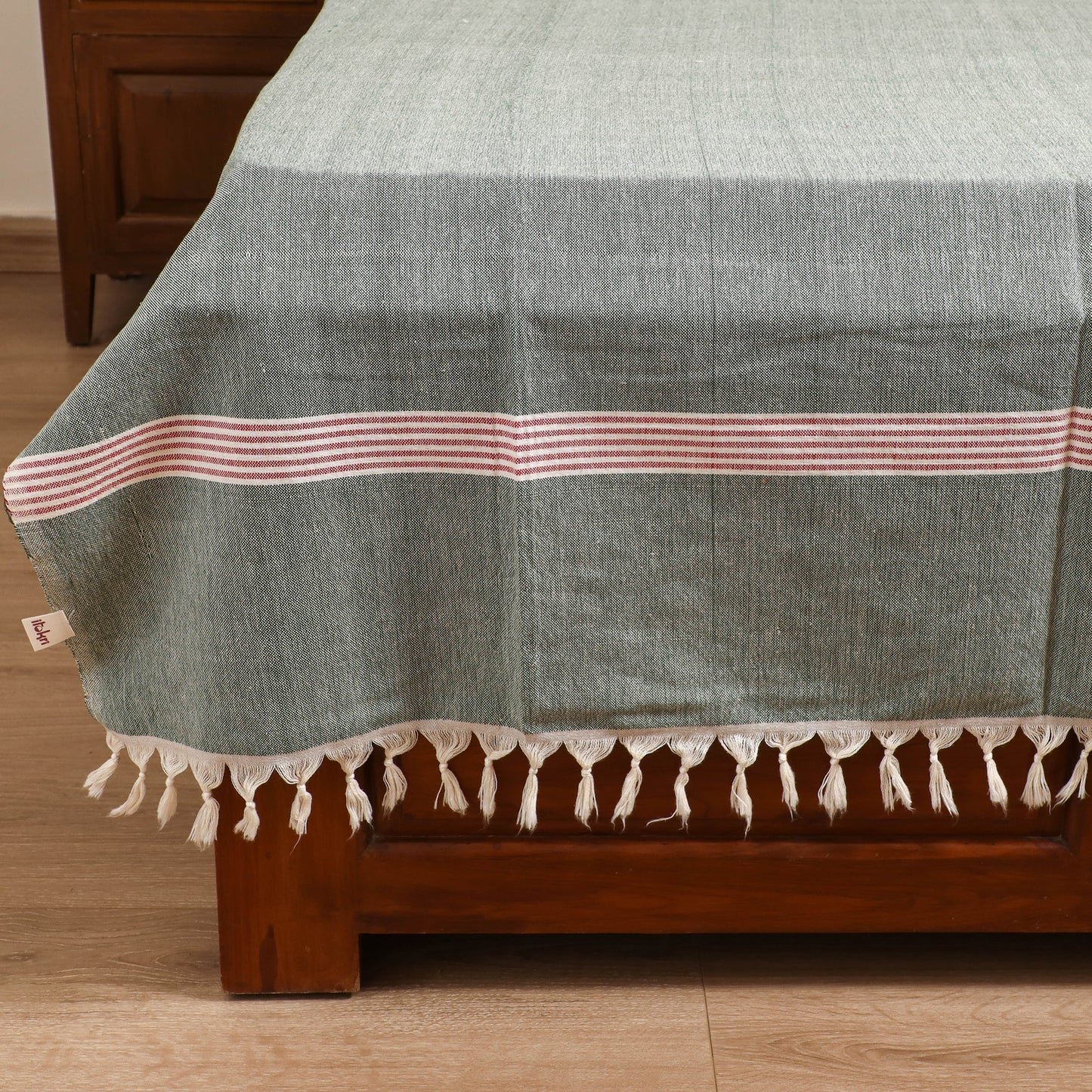 Handloom Cotton Single Bedsheet (90 x 60 in) 329