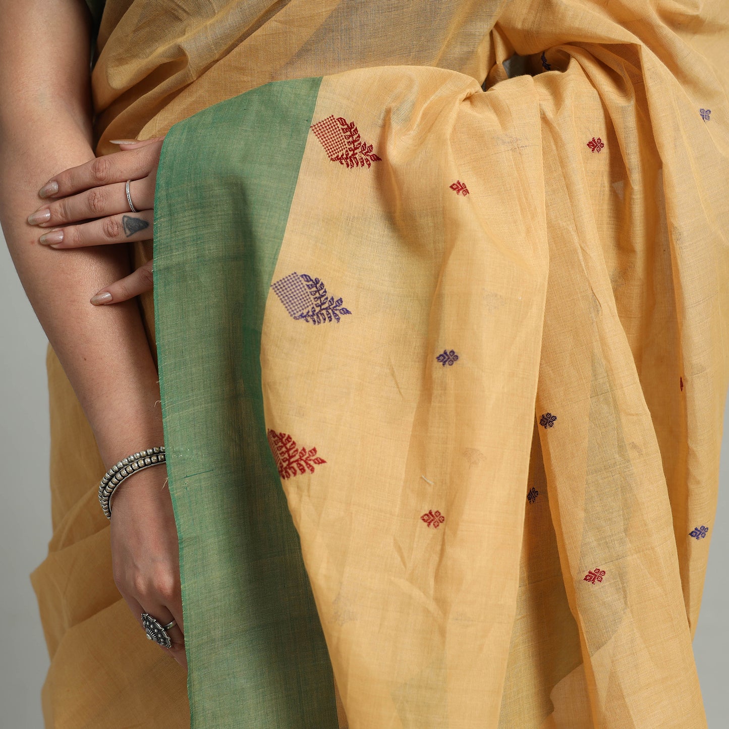 Yellow - Cotton Thread Buti Dharwad Saree 04