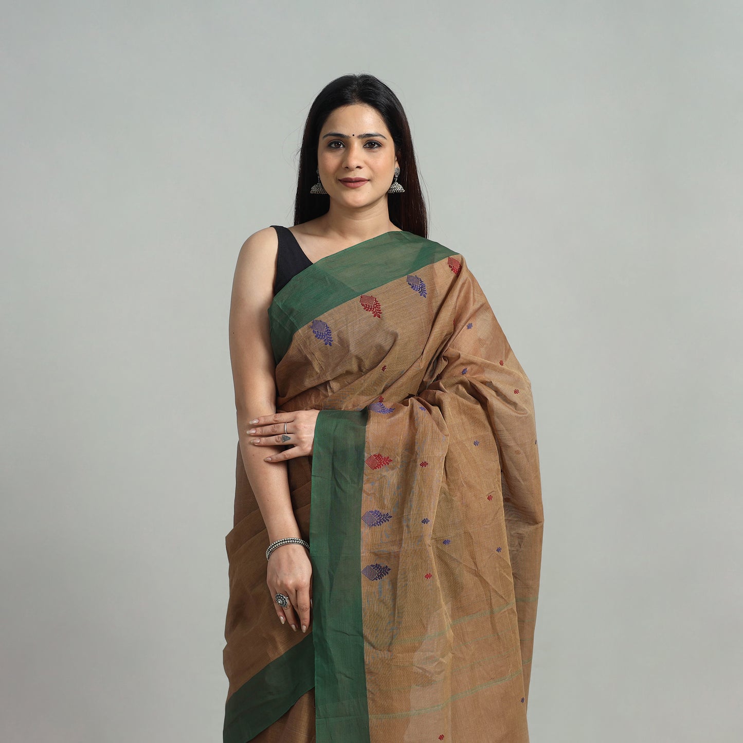 Cotton Thread Buti Dharwad Saree 05