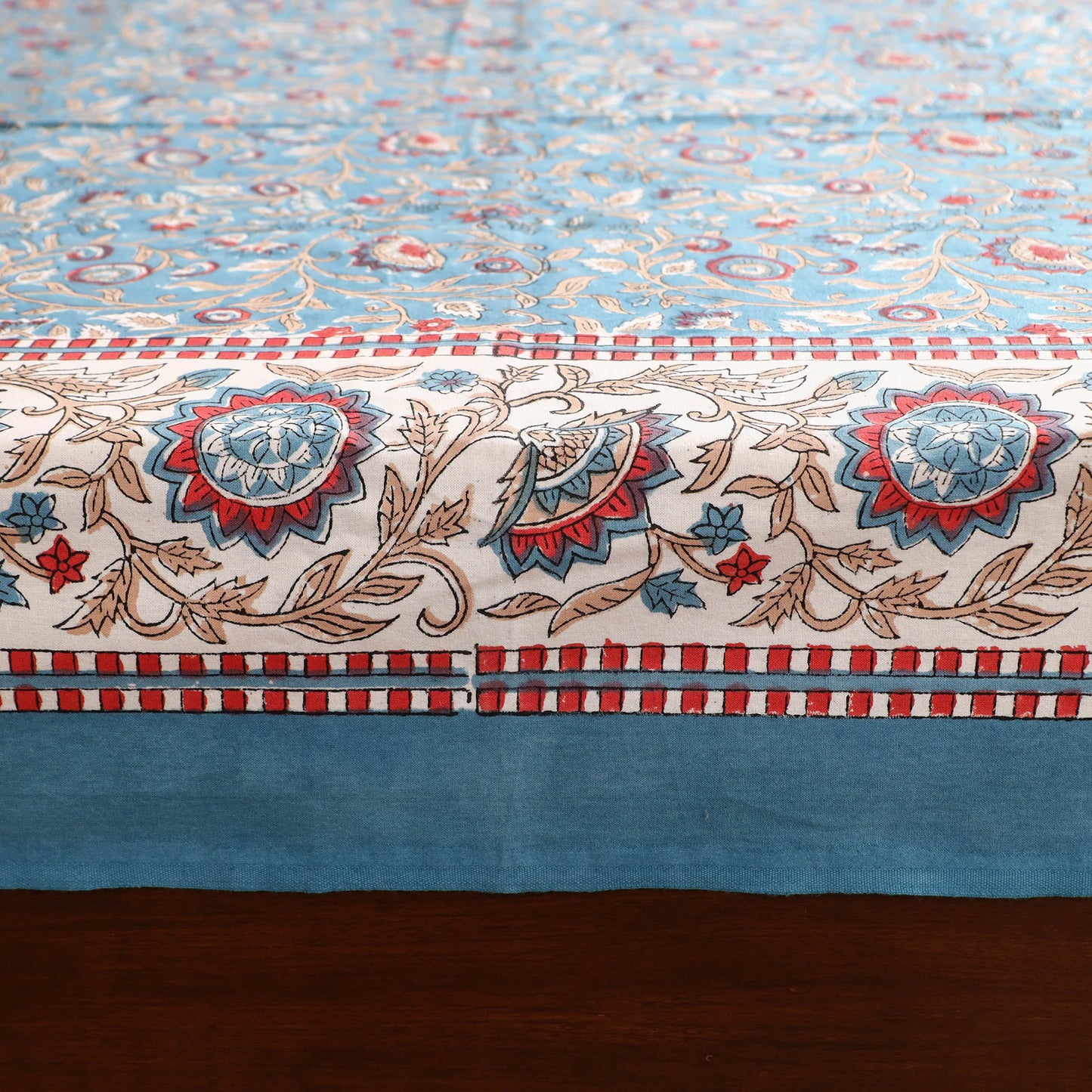 Sanganeri Hand Block Print Cotton Double Bedsheet Set (108 x 90 in) 01