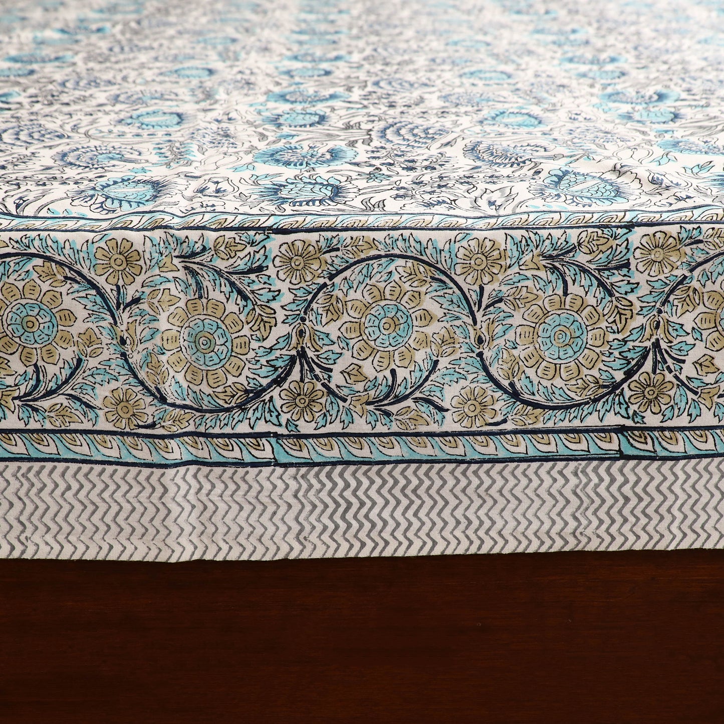 Sanganeri Hand Block Print Cotton Double Bedsheet Set (108 x 90 in) 05