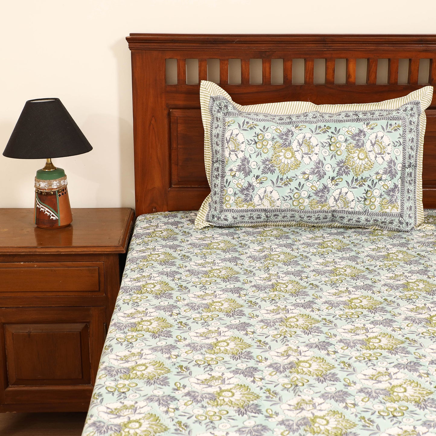 Sanganeri Hand Block Print Cotton Double Bedsheet Set (108 x 90 in) 27