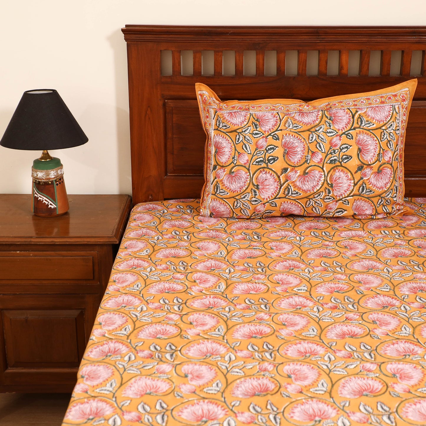 Sanganeri Hand Block Print Cotton Double Bedsheet Set (108 x 90 in) 31