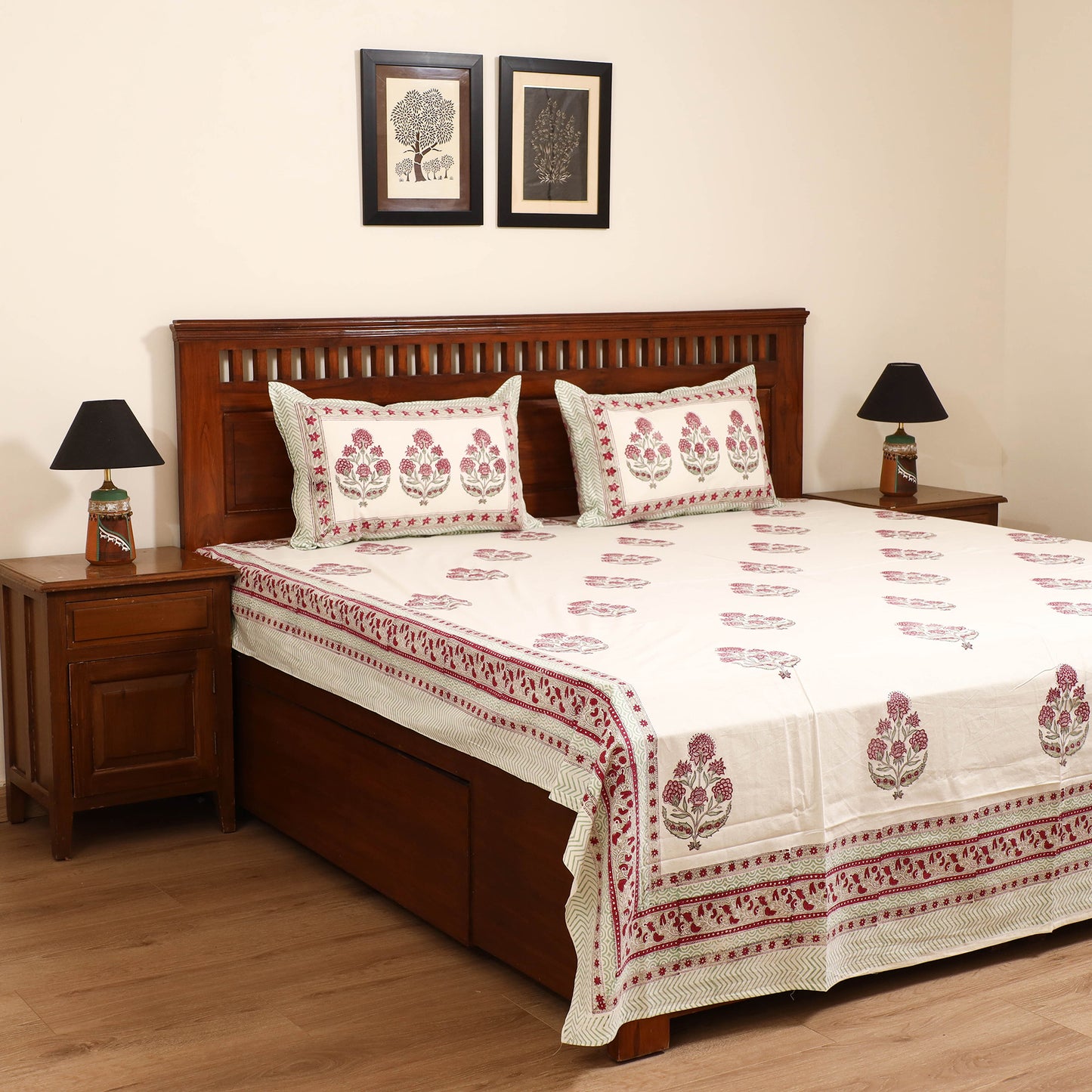 Sanganeri Hand Block Print Cotton Double Bedsheet Set (108 x 90 in) 32
