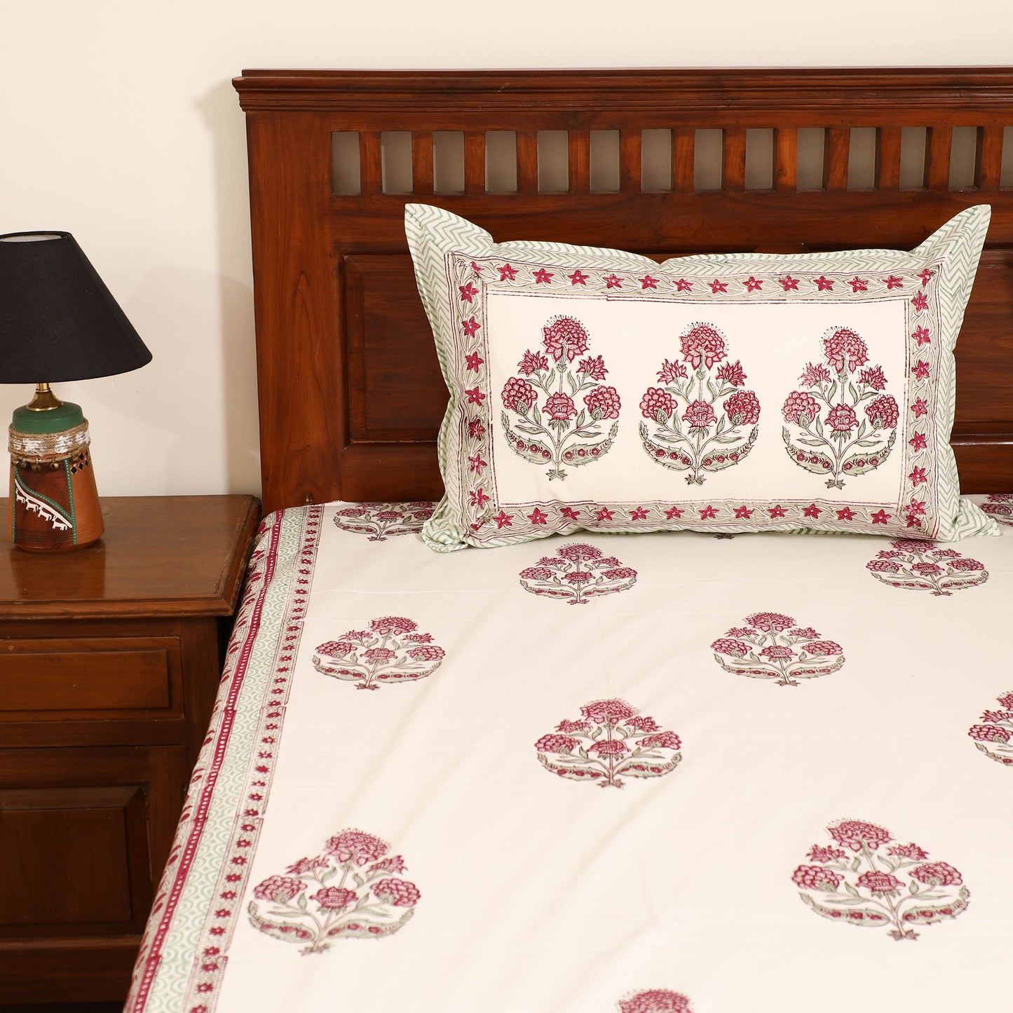 Sanganeri Hand Block Print Cotton Double Bedsheet Set (108 x 90 in) 32