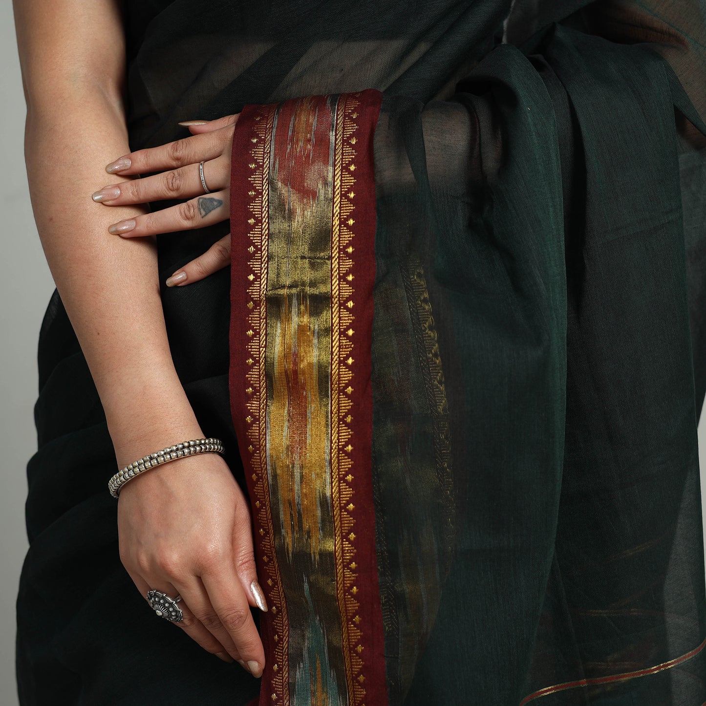 Green - Mercerised Cotton Ikat Zari Border Dharwad Saree 28