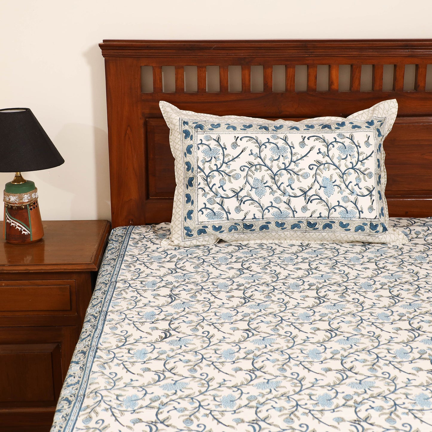 Sanganeri Hand Block Print Cotton Double Bedsheet Set (108 x 90 in) 36