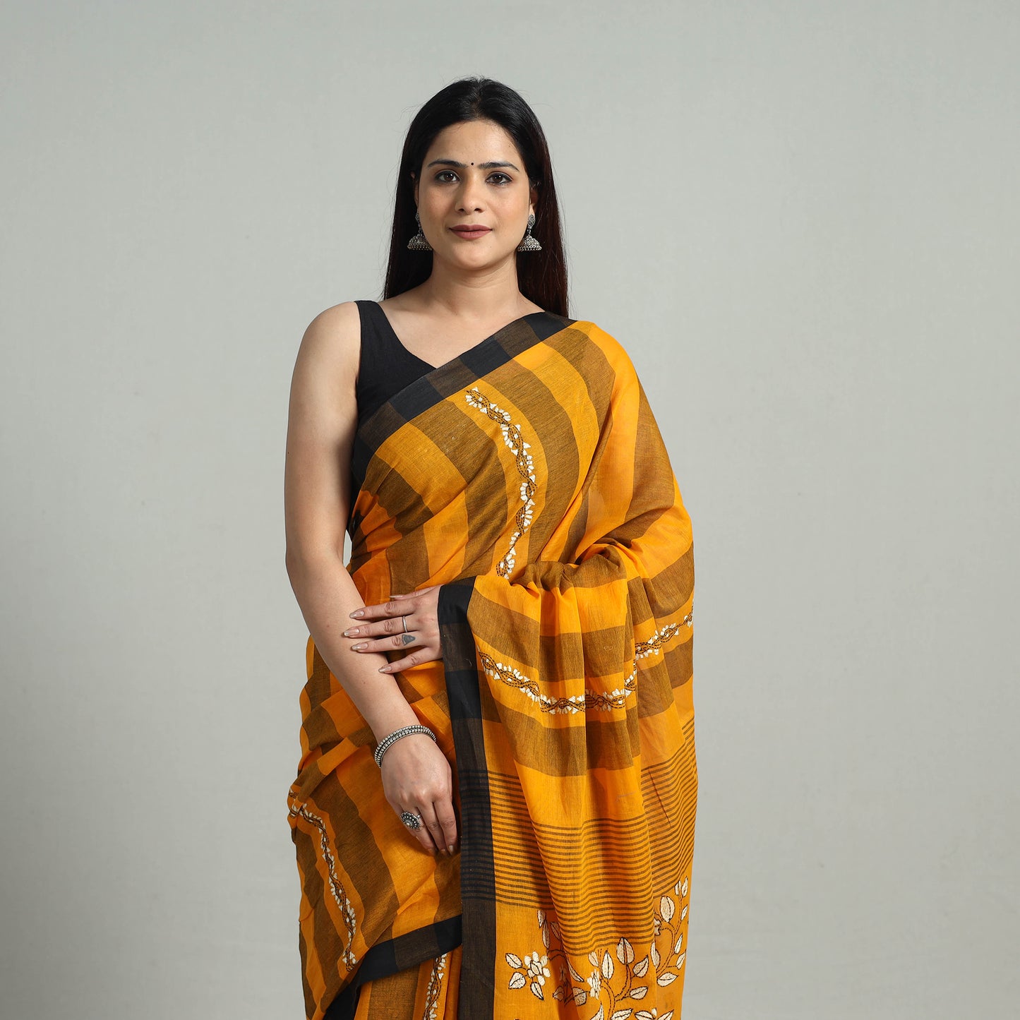 Handloom Cotton Bengal Kantha Embroidery Saree 02