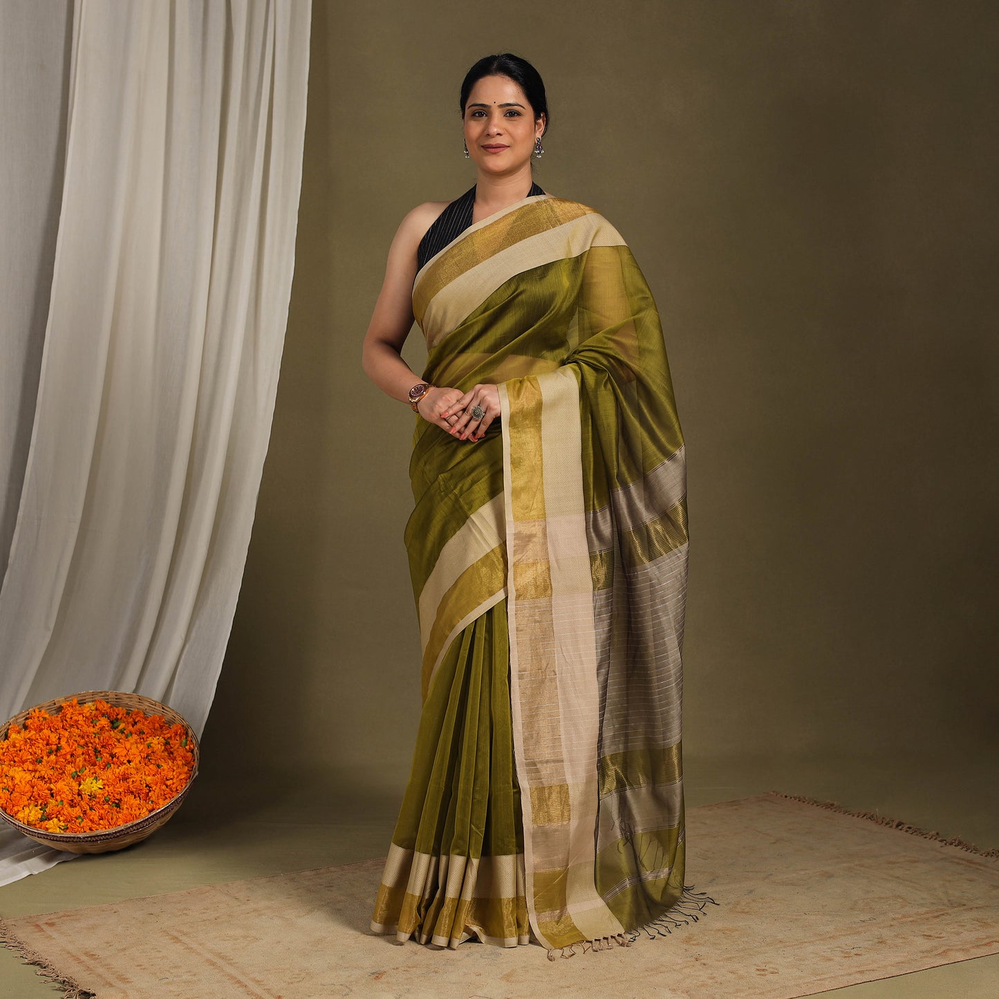 Green - traditional handloom silk cotton maheshwari saree